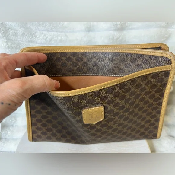 Celine Authentic Leather Clutch Bag - Picture 12 of 13